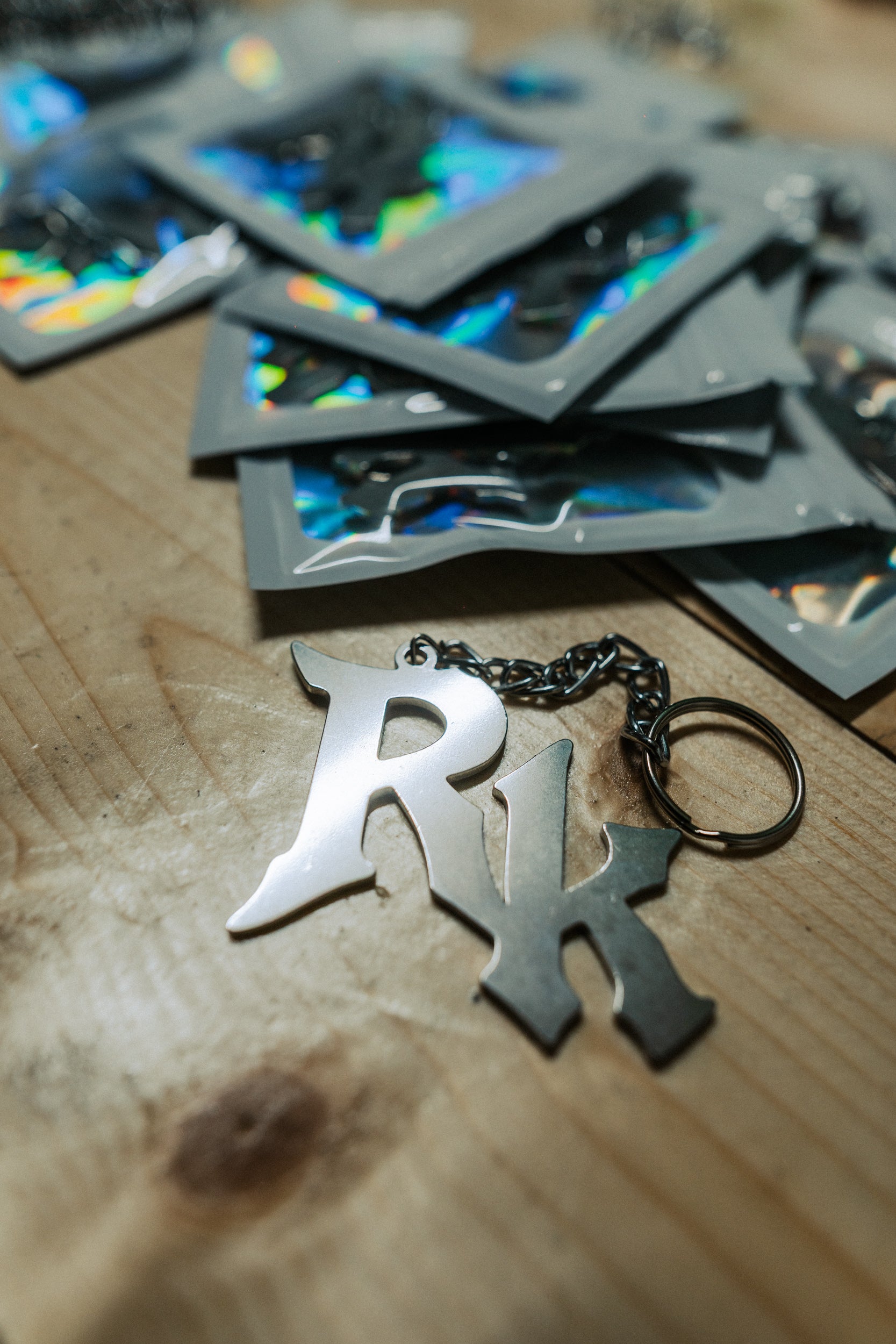 CHARMS / LLAVERO RK