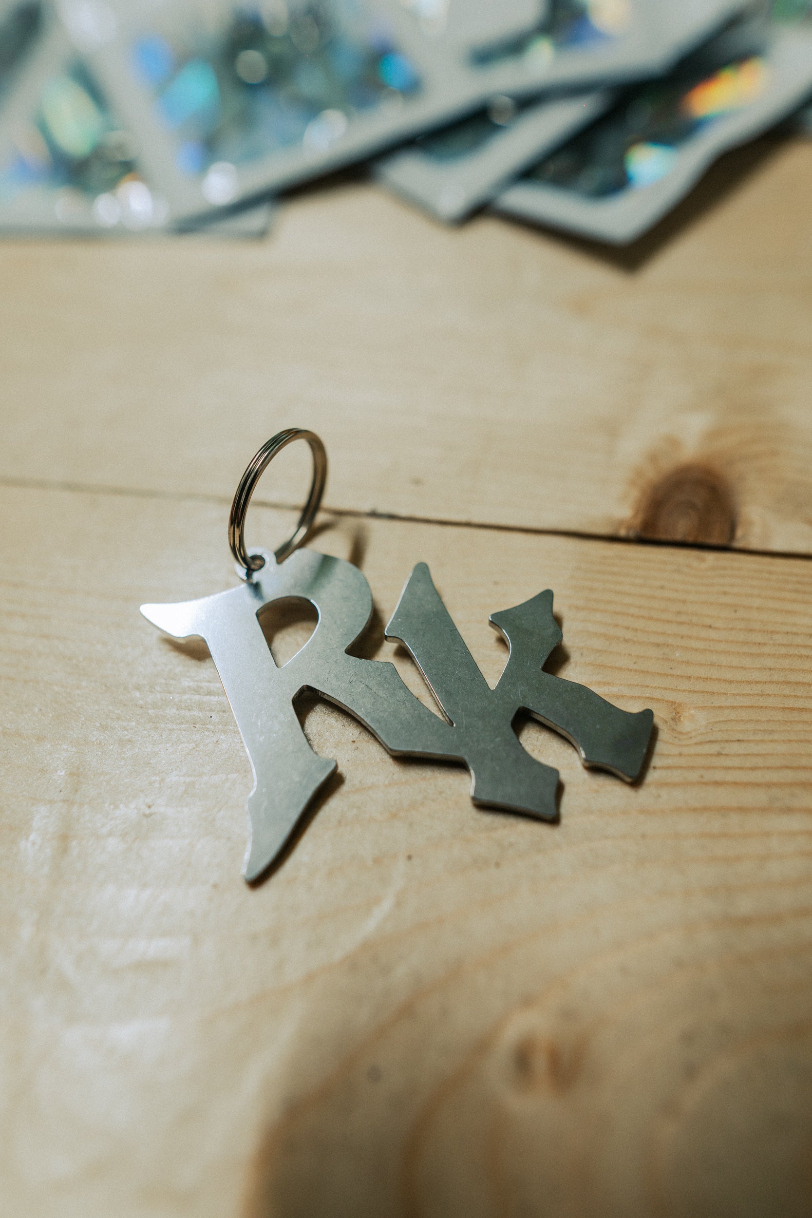 CHARMS / LLAVERO RK